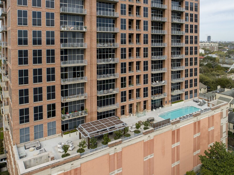 The Museum Tower in Houston, TX - Building Photo