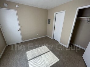 9310 Rd 236 in Terra Bella, CA - Building Photo - Building Photo