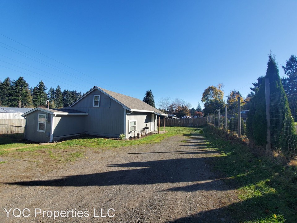 6513 NE 94th Ave in Vancouver, WA - Building Photo
