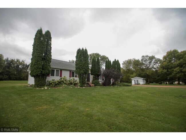 7775 W 195th St in Jordan, MN - Building Photo - Building Photo