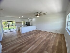 740 108th Ave N in Naples, FL - Building Photo - Building Photo