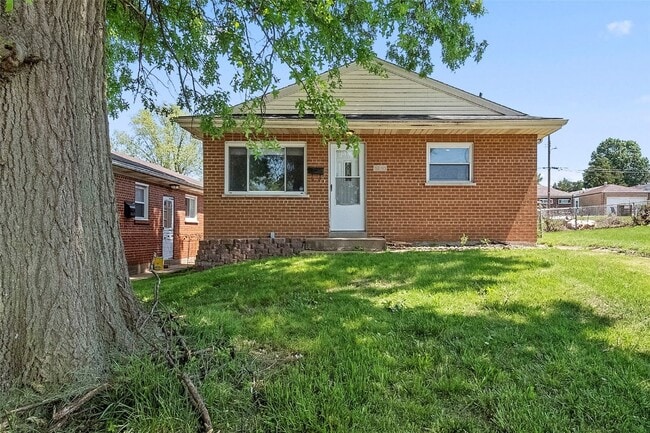 property at 3735 Koeln Ave