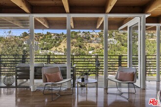 9119 Thrasher Ave in Los Angeles, CA - Building Photo - Building Photo