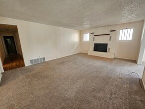 1806 W Yampa St in Colorado Springs, CO - Foto de edificio - Building Photo