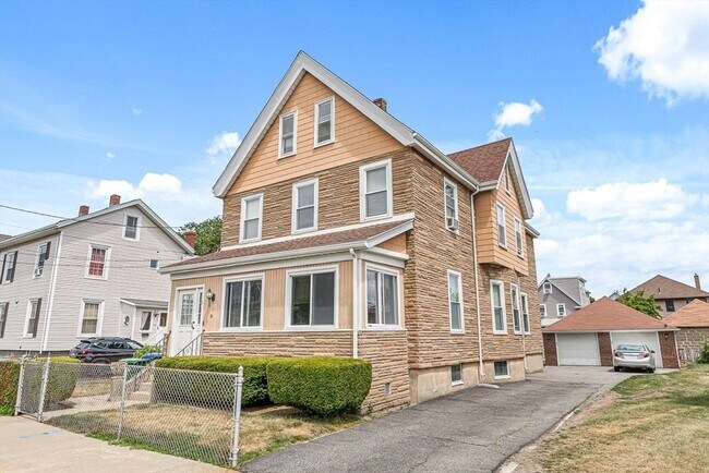 91 3rd St in Medford, MA - Building Photo - Building Photo