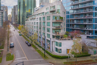 Dockside in Vancouver, BC - Building Photo - Building Photo