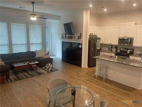 336 Teakmill Trail in San Marcos, TX - Building Photo - Building Photo