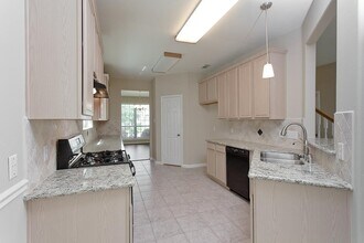 3327 Summerwood Ln in Pearland, TX - Building Photo - Building Photo