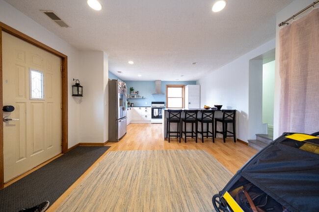 14130 35th Ave N in Minneapolis, MN - Building Photo - Building Photo