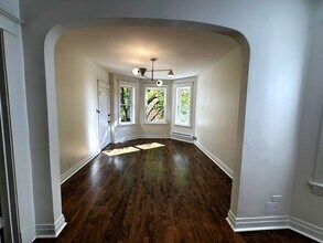 3078 N Davlin Ct in Chicago, IL - Building Photo - Building Photo