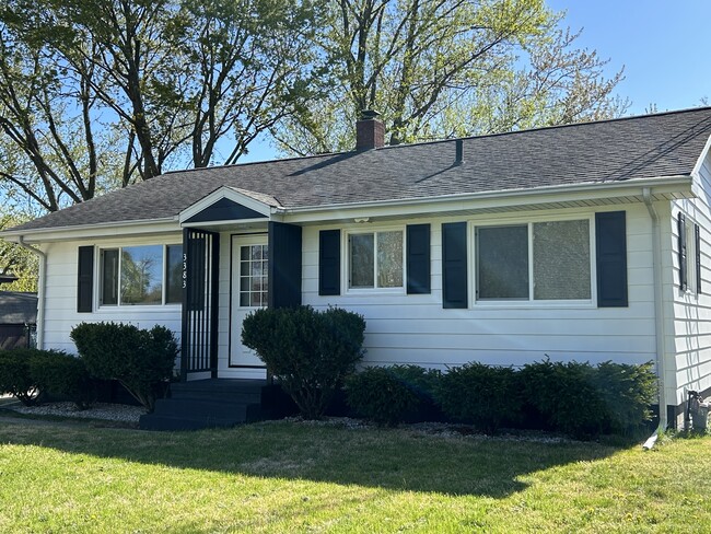 property at 3383 Locust Ln