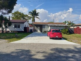2513 Grant St in Hollywood, FL - Building Photo