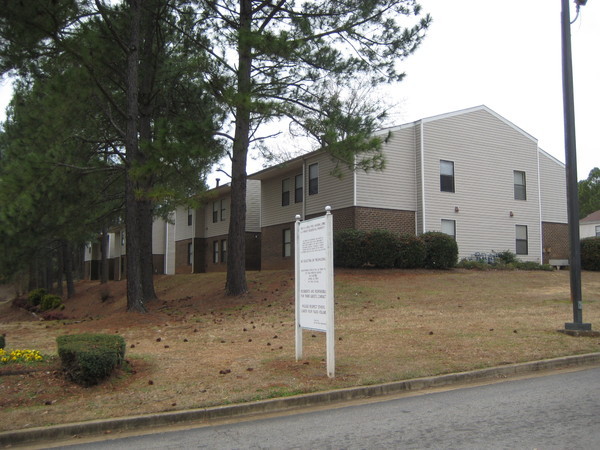 Rolling Ridge Apartments in Athens, GA - Building Photo