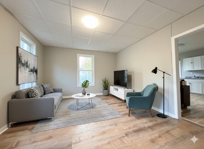 16 1/2 Winslow St in Worcester, MA - Building Photo - Building Photo