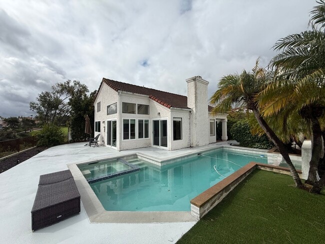 property at 12164 Putting Green Row