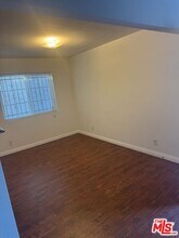 1138 W 109th Pl in Los Angeles, CA - Building Photo - Building Photo