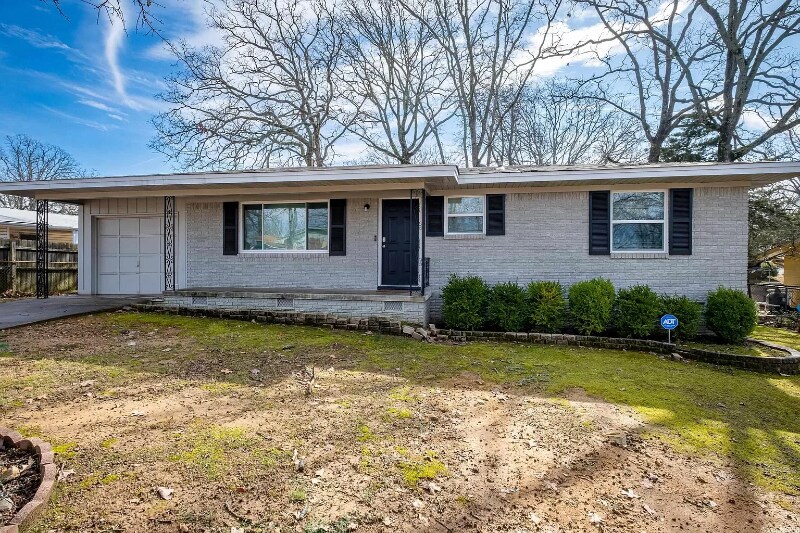 6504 Navajo Trail in North Little Rock, AR - Building Photo