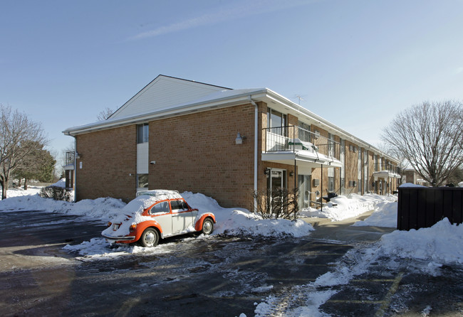 1610-1620 15th Ave in Kenosha, WI - Foto de edificio - Building Photo