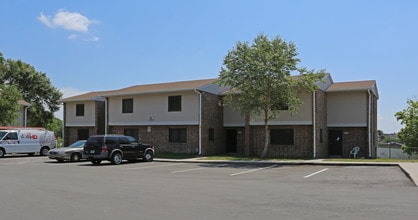 Centennial Townhouses - West in Jacksonville, FL - Building Photo - Building Photo