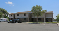 Centennial Townhouses - West in Jacksonville, FL - Foto de edificio - Building Photo