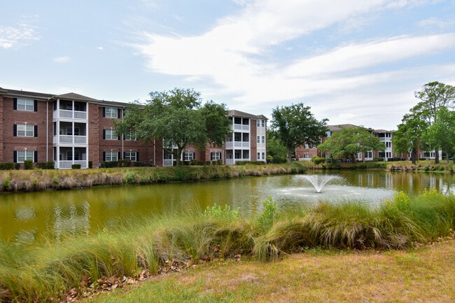 1481 Cambridge Lakes Dr