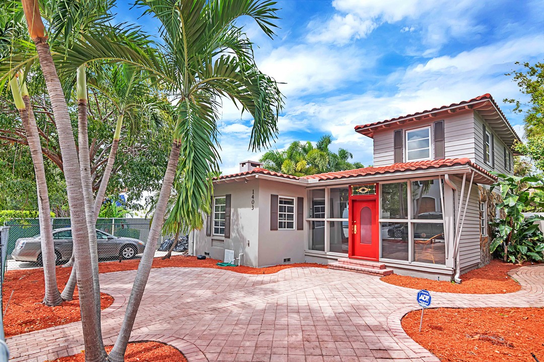 1403 SE 2nd St in Fort Lauderdale, FL - Building Photo