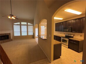 6808 Rosita Oak Dr in Killeen, TX - Building Photo - Building Photo