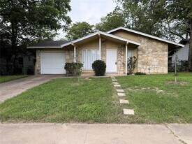 4714 Creek Bend Dr in Austin, TX - Building Photo