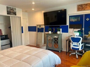 660 Williams Ave in Brooklyn, NY - Foto de edificio - Building Photo