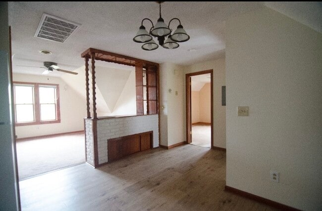 property at 669 Westminster Hill Rd