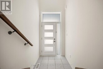 3773 Sunbank Cres in Severn, ON - Building Photo - Building Photo