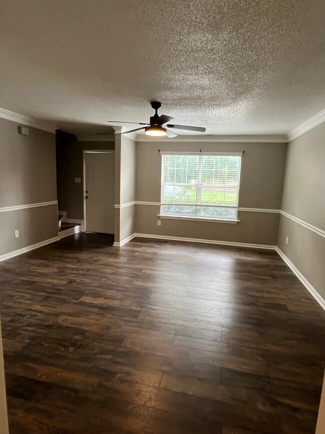 property at 445 Brackinhouse Pl