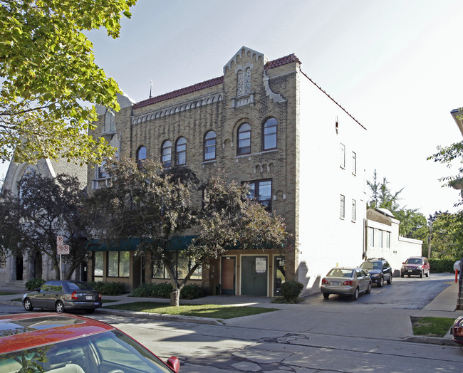 Astor Street Apartments in Milwaukee, WI - Foto de edificio - Building Photo