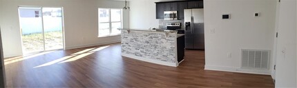100 Sweet Pea Ct in Poinciana, FL - Building Photo - Building Photo