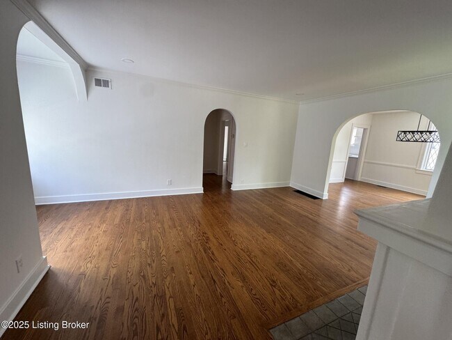 2904 Riedling Dr in Louisville, KY - Building Photo - Building Photo