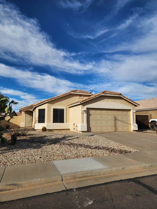 16216 N 162nd Ave in Surprise, AZ - Building Photo