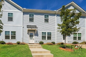 109 Dogwood Vlg Trl in Mooresville, NC - Building Photo - Building Photo