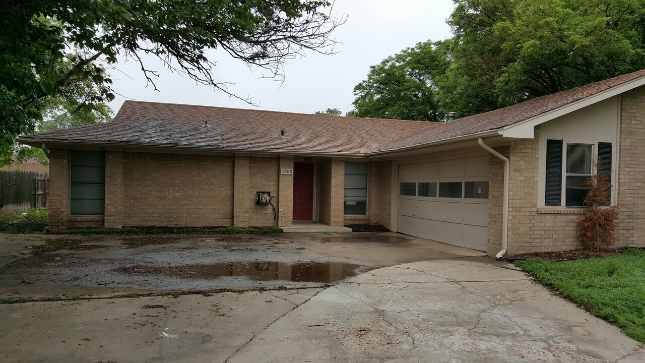 2408 SW 26th Ave in Amarillo, TX - Building Photo