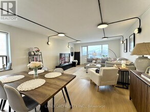 420 Eglinton Ave E in Toronto, ON - Building Photo - Building Photo