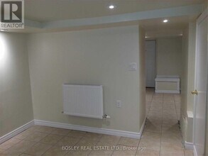 97 Rosemount Ave in Toronto, ON - Building Photo - Building Photo