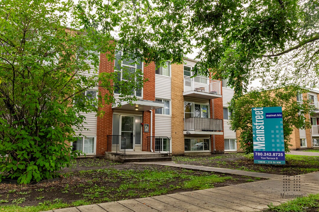 Tran Terrace in Edmonton, AB - Building Photo