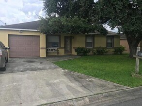 409 Red Hawk Loop in Winter Haven, FL - Building Photo - Building Photo