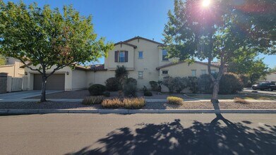 13183 N 154th Ave in Surprise, AZ - Building Photo - Building Photo