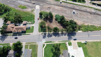 9512 N Western Ave in Oklahoma City, OK - Building Photo - Building Photo