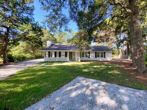 16 Drayson Cir in Bluffton, SC - Building Photo - Building Photo