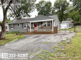 6301 E 149th St in Grandview, MO - Building Photo