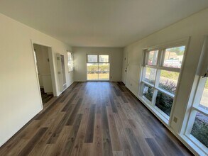 222 B St in Ventura, CA - Building Photo - Building Photo