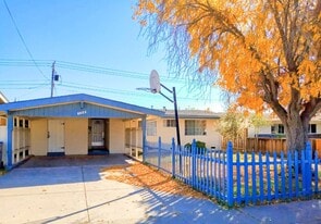 3338 Pepper Tree Ln in San Jose, CA - Building Photo