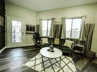1607 Ridge Ave photo'