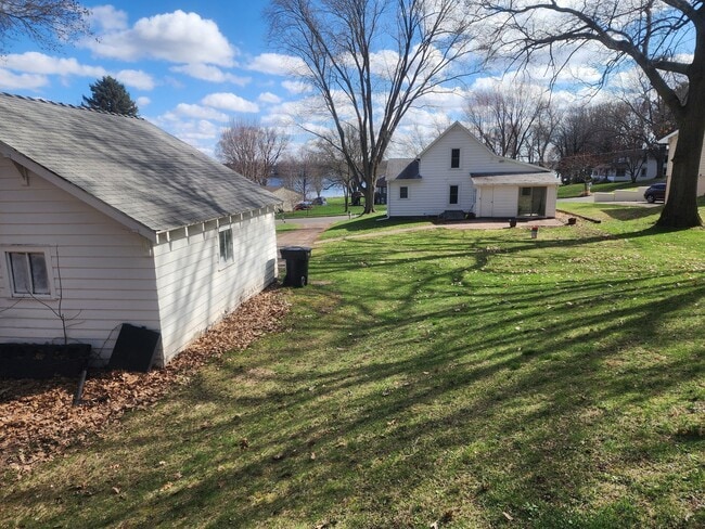 property at 230 Arlington Dr